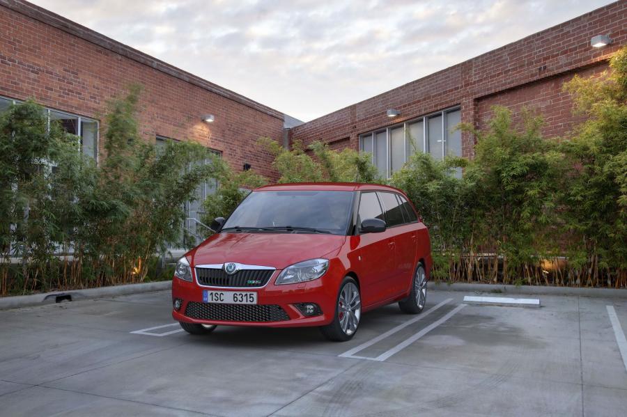  Skoda Fabia Combi vRS 2010 года  (фото 9 из 10)